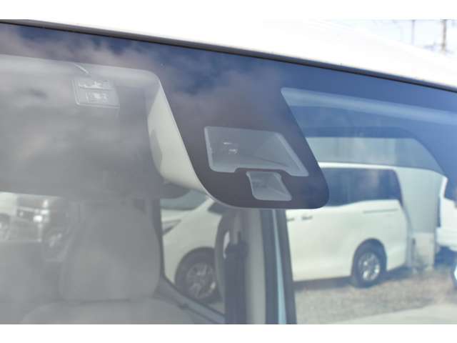 【値引き可能ですか？】申し訳ありません。当店ではギリギリの価格で営業しておりますので値引きは難しいです。一定期間売れなければ随時見直していきますので「お気に入り」を付けてお待ち頂ければありがたいです。