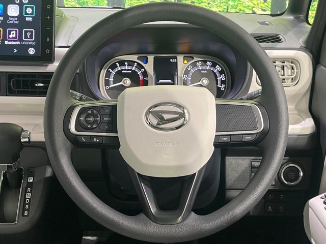 ステアリングも使用感が少なく、きれいな状態となっております♪