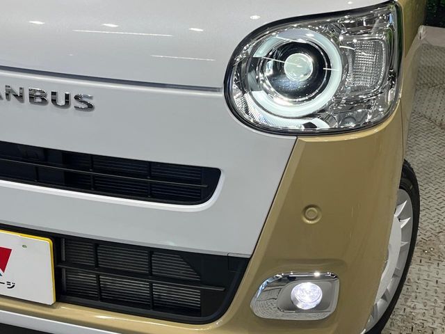 【LEDヘッドライト】悪天候や夜間走行時も良好な視界を確保し安心して運転できる高輝度LEDヘッドライトを装備！点灯速度が早く、消費電力も抑えられています。