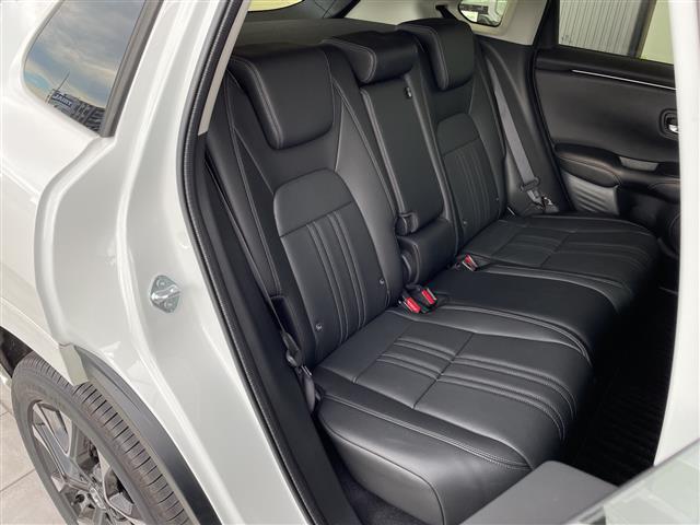 【後部座席】『後部座席周辺』の画像になります。写真の内容に関してご不明点、ご質問等がございましたらお気軽にガリバー店舗までお問い合わせください。