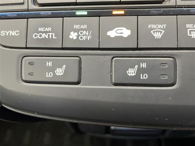 【運転席操作部】快適なドライブを楽しむための機能が装備されています！運転席から触れるので、使いやすいです！除菌プランいれていただくと、さらに清潔で安心していただけます！