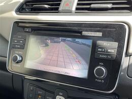 【バックモニター】後ろのカメラの映像がモニターに映し出されるので、後方の見えない死角や、障害物との距離感などもしっかり安全確認することができます！