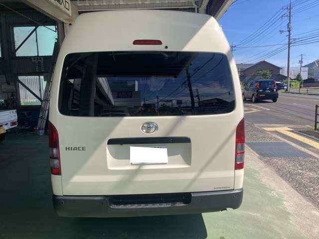 店内ではゆっくりとお話しができる、商談スペースがあります。