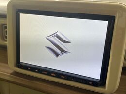 【スズキ　セーフティサポート】走行中に前方の車両等を認識し、衝突しそうな時は警報とブレーキで衝突回避と被害軽減をアシスト。より安全にドライブをお楽しみいただけます。
