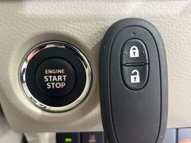 【シートヒーター】寒い日に重宝するシートヒーター！エアコンより早く温まってくれるので寒がりの人も安心ですね♪エアコンの温風は乾燥するから苦手、という方にもをおすすめです。