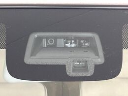 【全方位モニター用カメラ】専用のカメラにより、上から見下ろしたような視点で360度クルマの周囲を確認することができます☆死角部分も確認しやすく、狭い場所での切り返しや駐車もスムーズに行えます。