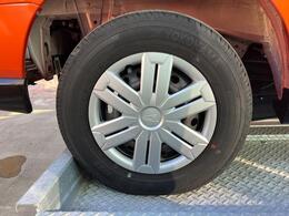 静岡ダイハツの中古車は、展示前に徹底した洗車や室内清掃を実施しております。