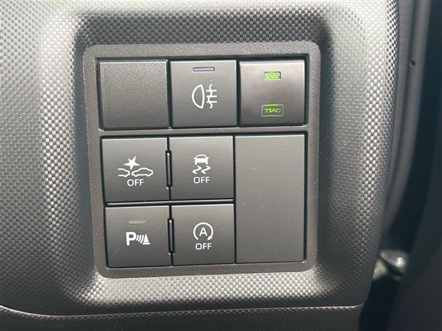 【運転席操作部】快適なドライブを楽しむための機能が装備されています！運転席から触れるので、使いやすいです！除菌プランいれていただくと、さらに清潔で安心していただけます！