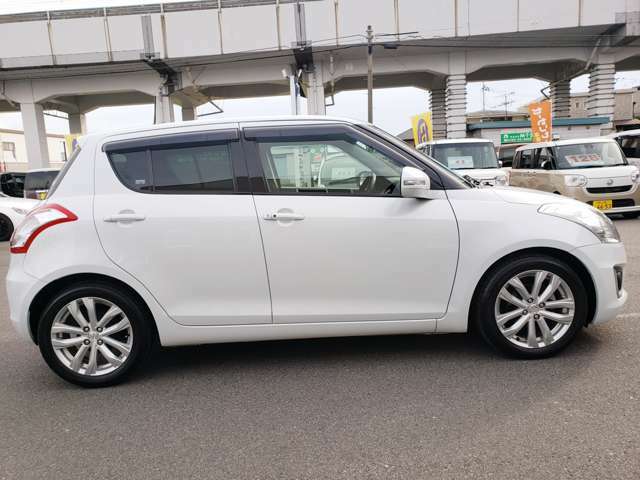 ☆当社、自社工場ありますので、納車後も継続車検・修理時には無料で代車の貸し出しも行っております！オイル交換などの作業もリフトを使ってクイックメンテナンスOK☆