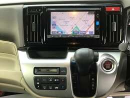 TV/ブルートゥースなども楽しめるバックモニター付カーナビです。オートエアコンはプラズマクラスター付です。