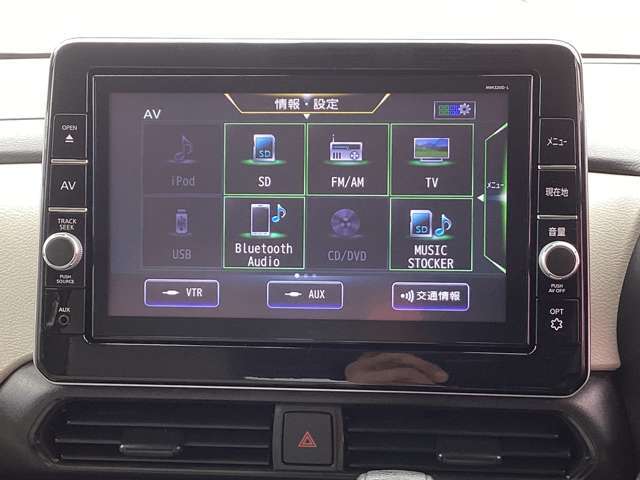フルセグTV・ラジオ・CD/DVD・Bluetooth☆