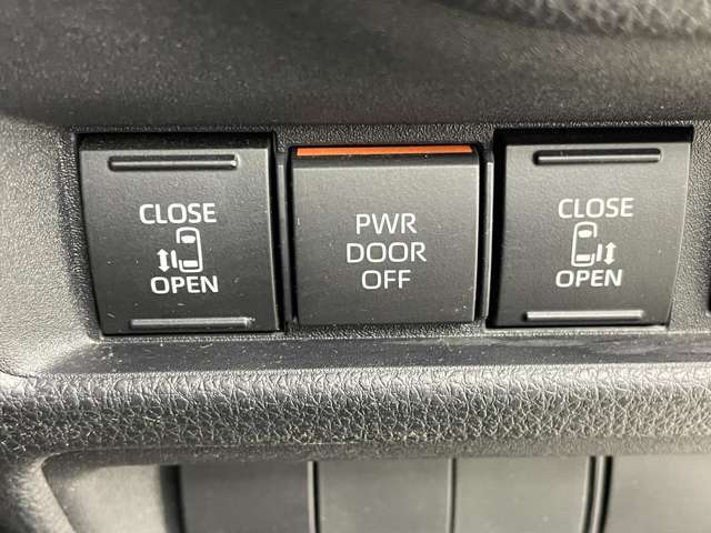 店舗にて現車の確認もいただけますので、お電話で在庫のご確認の上是非ご来店くださいませ！！！