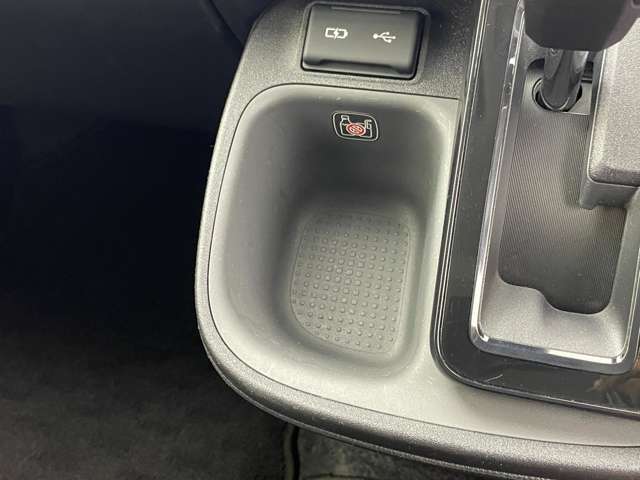 【シフトレバー】『シフトレバー』の画像になります。写真の内容に関してご不明点、ご質問等がございましたらお気軽にガリバー店舗までお問い合わせください。