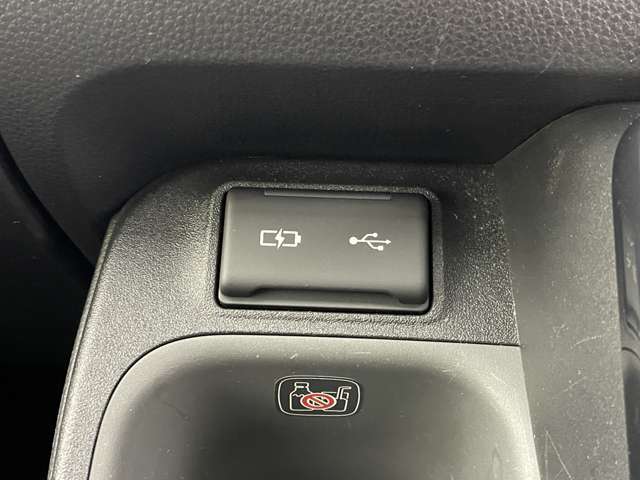 店舗にて現車の確認もいただけますので、お電話で在庫のご確認の上是非ご来店くださいませ！！！