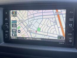 純正ナビ搭載。最新型のナビへの交換も可能です。