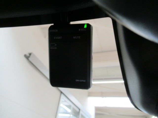 ドライブレコーダー前後