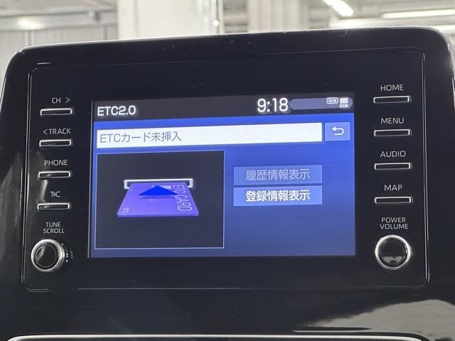ナビ画面に連動したETCを装備しています。　過去に利用した利用料金も一目で分かって、とっても便利です。　ETCの抜き忘れ、挿し忘れも警告してくれるので安心ですね。
