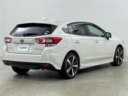 【右斜後】ガリバーの保証は、走行距離が無制限！電球や消耗品、ナビ等の社外品も保証対象。末永いカーライフに対応する充実した保証内容（保証期間によって保証内容は変わります。)