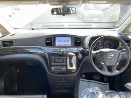 【インパネ全体】全方位で視界が広く、高い目線で運転もしやすいです！