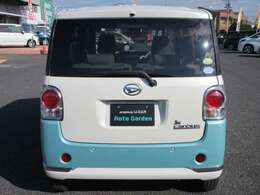 リアワイパー装備で後方の視界もバッチリ！！安心ですね！！