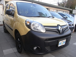 修復歴無し車専門店、中古車購入が初めての方でも解りやすく、丁寧に対応させていただきます。お一人でも気軽にご来店いただけるアットホームな会社です。