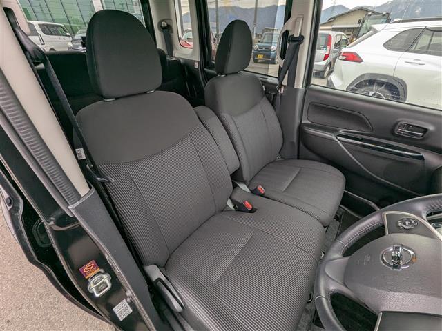 ◆【運転席】座り心地が良いシートなので長時間の運転でも快適にお過ごしいただけます。新品のフロアマットのご注文も可能です。掲載箇所以外にご希望の写真がございましたらお気軽にお問い合わせ下さい。