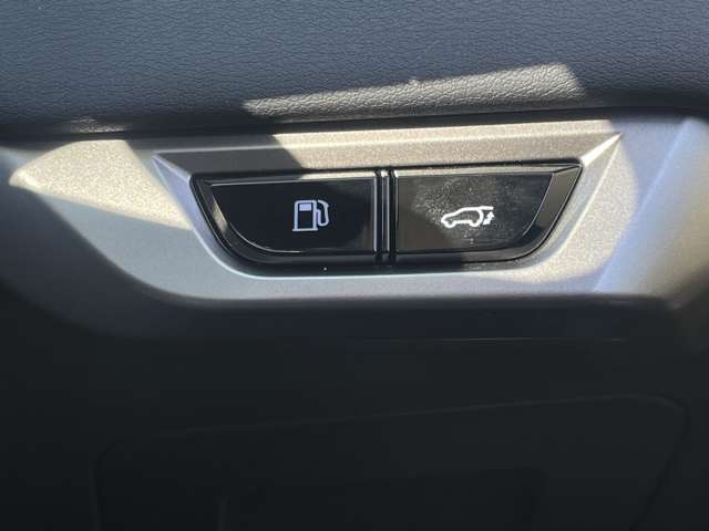 【運転席操作部】『運転席周辺の装備』の画像になります。快適なドライブを楽しむための機能が装備されています！運転席から触れるので使いやすいです！