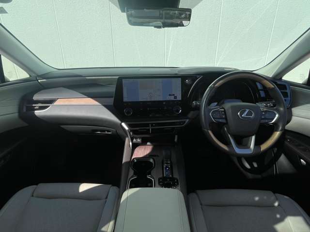 【インパネ全体】『インパネ全体』の画像になります。写真の内容に関してご不明点、ご質問等がございましたらお気軽にガリバー店舗までお問い合わせください。