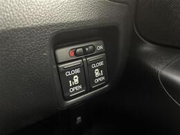 【運転席操作部】快適なドライブを楽しむための機能が装備されています！運転席から触れるので、使いやすいです！除菌プランいれていただくと、さらに清潔で安心していただけます！