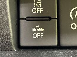 【スズキ　セーフティサポート】走行中に前方の車両等を認識し、衝突しそうな時は警報とブレーキで衝突回避と被害軽減をアシスト。より安全にドライブをお楽しみいただけます。