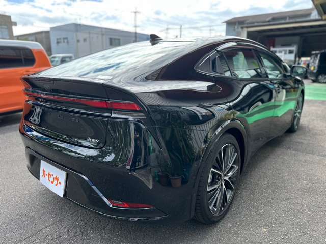 ご契約いただいたお車の最終整備・検査を行い、安全確認を行ったお車の受渡し(納車)となります。納車後の法令点検や車検なども当店にて行う事ができますので安心してお任せください。