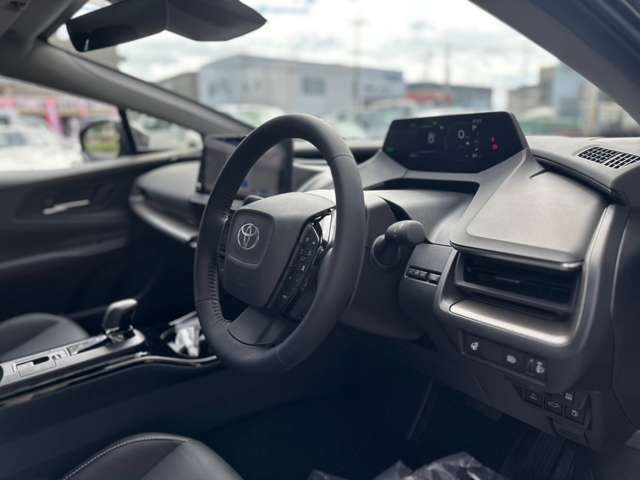 当社にはお車の整備のプロ、国家資格を保持した整備士が対応致します。中古車をご購入された後もしっかりとアフターフォローを行いますので何でもご相談下さい