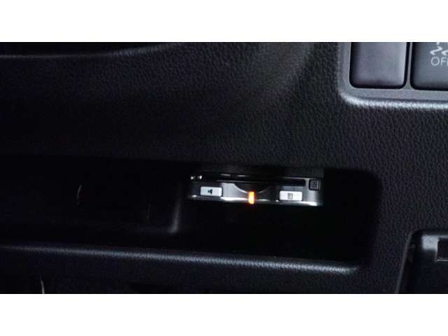 当店は大手保険会社の代理店！専任スタッフが常駐しておりますのでご相談はどうぞお気軽に♪