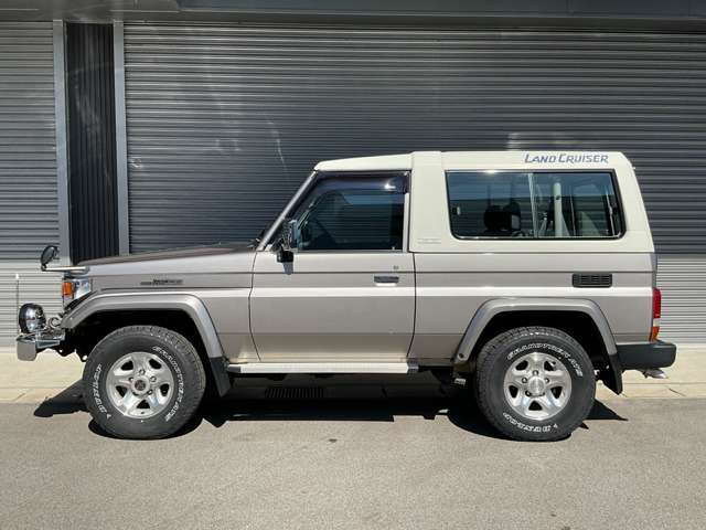 トヨタ ランドクルーザー70 4.2 ZX FRPトップ ディーゼル 4WD
