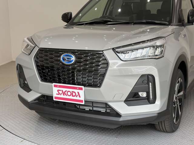 ■多彩な車展示中■☆サコダ車輌はオールメーカー販売可能です☆軽自動車のみならず、普通車、中古車も展示中☆乗用タイプ、軽トラック、軽バン、SUV、ミニバン、コンパクトカー、ハイブリッド多種多様☆