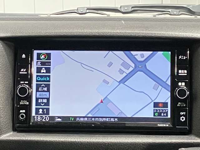 日産純正メモリーナビ（MJ321D-W）です。クリアな画質を楽しんでいただけるフルセグ地デジTVなど、書ききれないほどの機能が満載です。