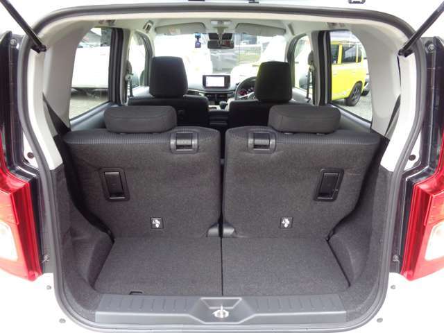 ラゲッジスペースも十分確保できています！