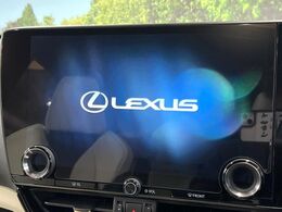 【14インチディスプレイオーディオ】画面内にオーディオ操作はもちろん、空調の調整機能なども盛り込んだ多機能なディスプレイオーディオです！スマートフォン連携はもちろん、車載ナビもお使いいただけます♪