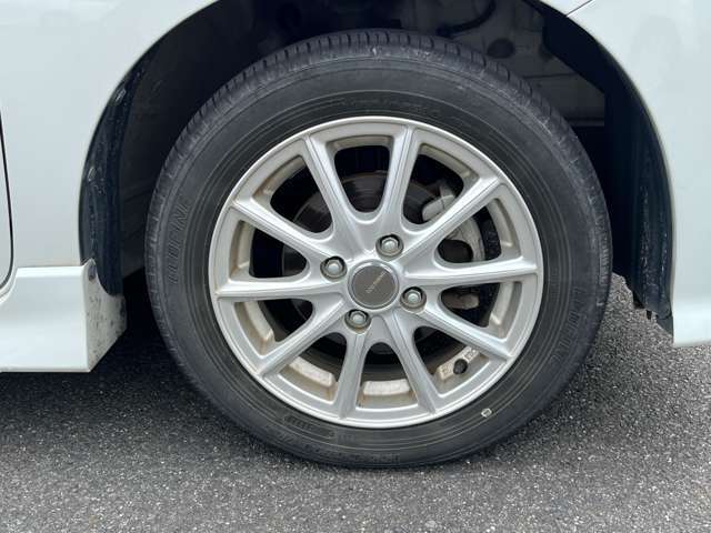 当店は、直接前オーナー様から買取致しました車両を流通コストを掛けずにダイレクトで販売！だから安いんです！気になるクルアがありましたらお気軽にアップル名張店！電話番号0066-9711-965015まで！
