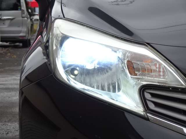 社外HID付きになります☆