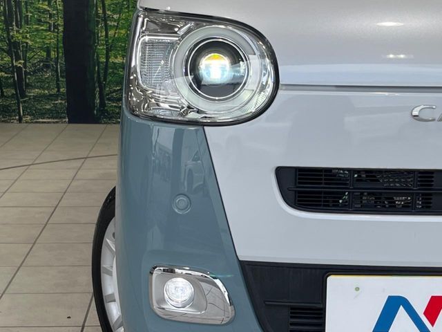 【LEDヘッドライト】悪天候や夜間走行時も良好な視界を確保し安心して運転できる高輝度LEDヘッドライトを装備！点灯速度が早く、消費電力も抑えられています。