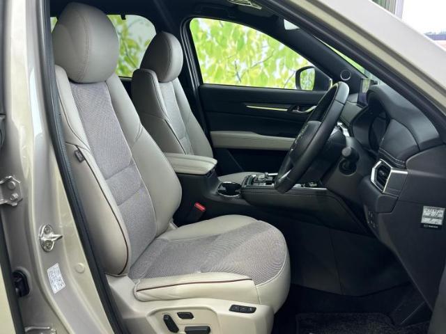 「この車の写真をもっと見たい」「状態が気になる」「この装備はついている？」どんな小さな疑問でもお気軽にお問い合わせください！