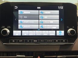 【メーカー純正9インチナビ】インテリアに溶け込むスタイリッシュな「専用設計」メーカーナビを装備♪視認性や操作性など基本性能にも優れ、より上質なカーライフをお楽しみいただけます。