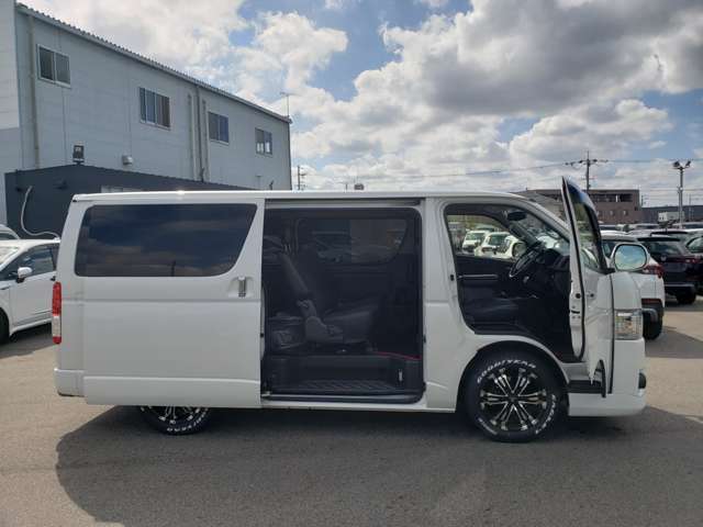 走行が少ないお車を多数用意しております。事故歴等のあるお車はもちろん取り扱っておりませんので、安心してお買い求め頂けます♪