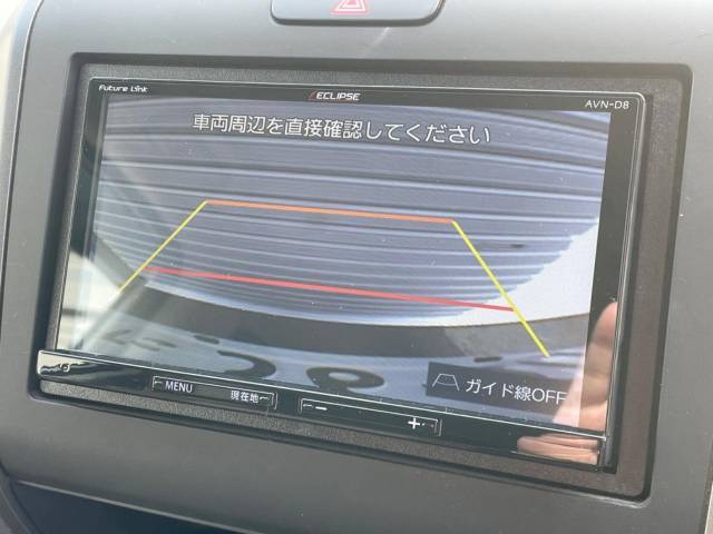 【バックカメラ】駐車時に後方がリアルタイム映像で確認できます。大型商業施設や立体駐車場での駐車時や、夜間のバック時に大活躍！運転スキルに関わらず、今や必須となった装備のひとつです！