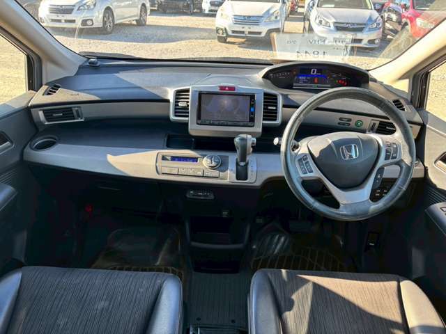 ■クルマ選びはVita Auto野田店で！この時期にお買い得な1台を是非♪お客様のお車をプロの見立てでより良い1台をプロデュースします！是非一度お店に遊びに来てください☆04-7185-6309
