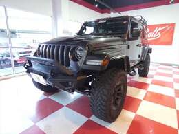 ジェプセン17インチAW＆ジオランダー　M/T　35x12.5R17　3.5インチリフトアップ　MAGNUMサイドステップ等でカスタマイズされております！