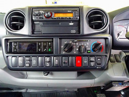 坂道発進補助装置 車線逸脱警報装置 衝突被害軽減ブレーキ アイドリングストップ フォグランプ トラクションコントロール ハイルーフ