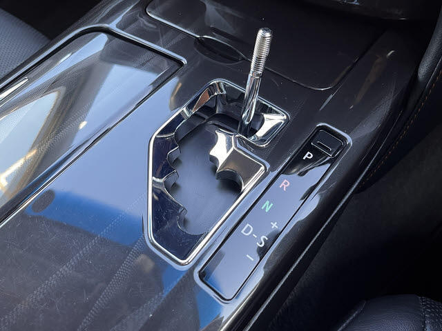 ご好評につき、お得なパック販売を継続中♪全国保証・定期点検・次回車検の基本料金・登録費用・車庫証明・希望ナンバー・ロードサービス等♪大切なおクルマを末永くお乗り頂けます♪（遠隔地を除く）