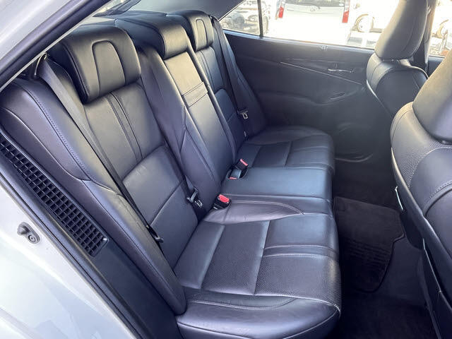 車検をするならチューブ北本店にお任せ下さい！当店は、販売だけではありません！購入後に必ず訪れる【車検】も指定工場ならではの【早い・安い・安心・安全】をかなえます！もちろん車検だけでもオッケーです♪